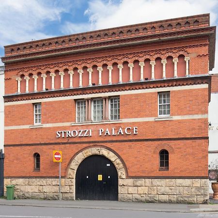 Strozzi Palace Suites By Mansley チェルトナム エクステリア 写真